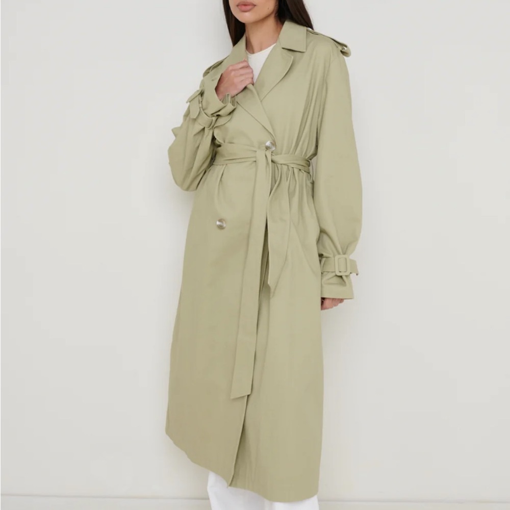 River Oversized Trench